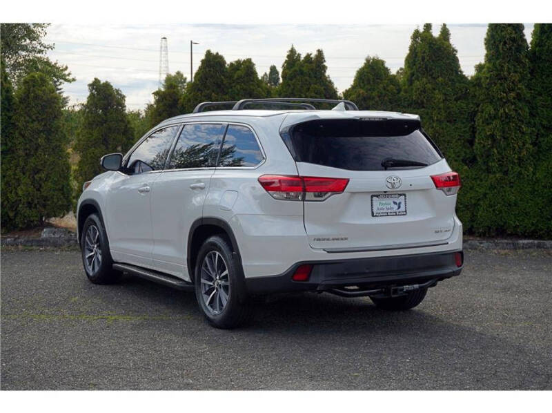 2017 Toyota Highlander
