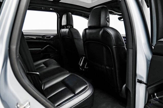 2017 Porsche Cayenne S