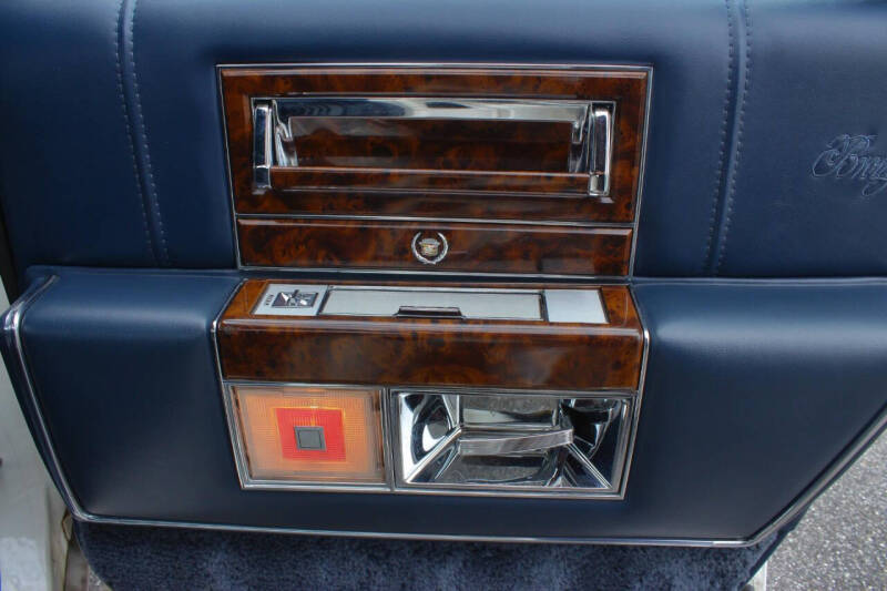 1990 Cadillac Brougham