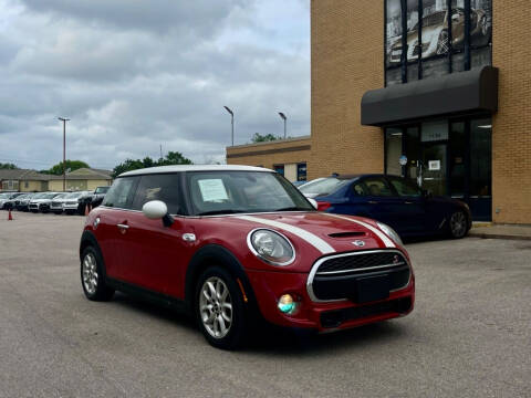 2016 MINI Hardtop 2 Door for sale at Auto Imports in Houston TX