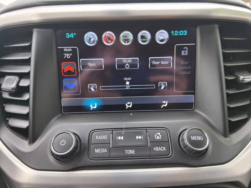 2017 GMC Acadia SLE-2