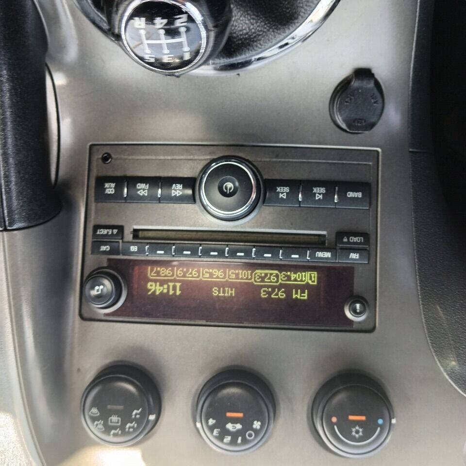 2007 Pontiac Solstice Convertible - $7,950