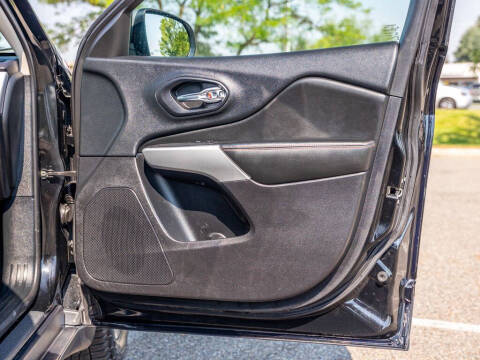 2018 Jeep Cherokee Trailhawk