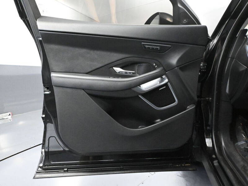 2020 Jaguar E-PACE P250 SE