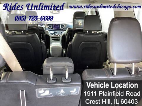 2017 Chrysler Pacifica Touring-L Plus