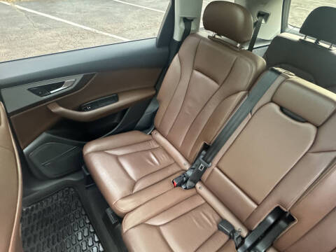 2018 Audi Q7 2.0T quattro Premium Plus