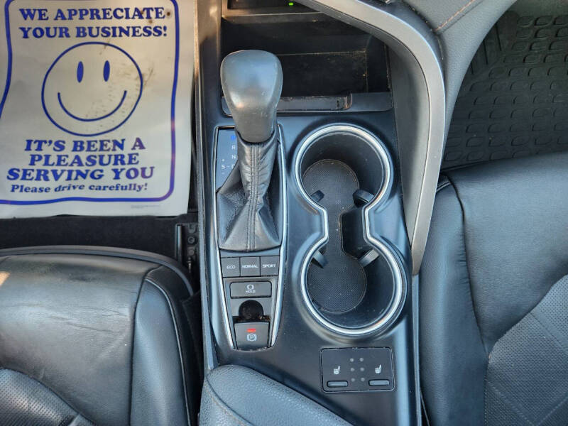 2019 Toyota Camry XLE