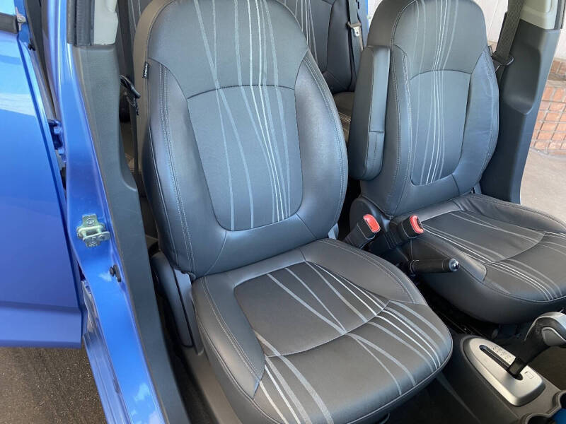2013 Chevrolet Spark 1LT Auto