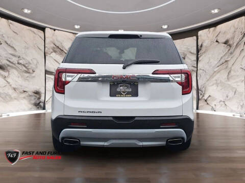 2022 GMC Acadia SLE