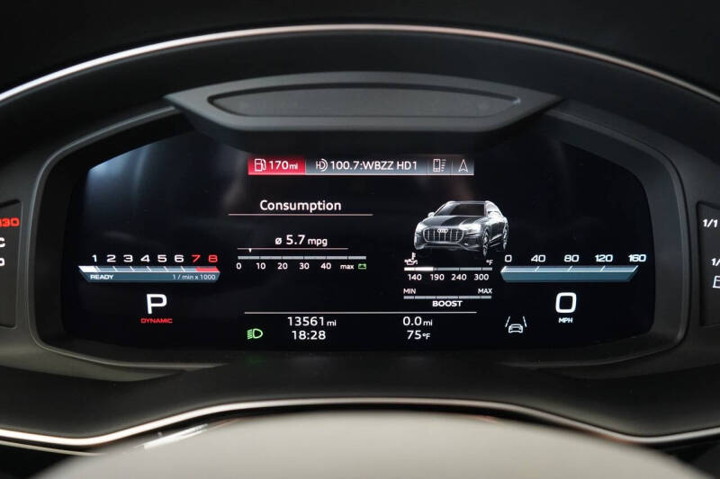 2023 Audi SQ8 4.0T quattro Premium Plus