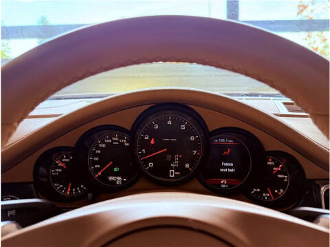 2011 Porsche Panamera 4