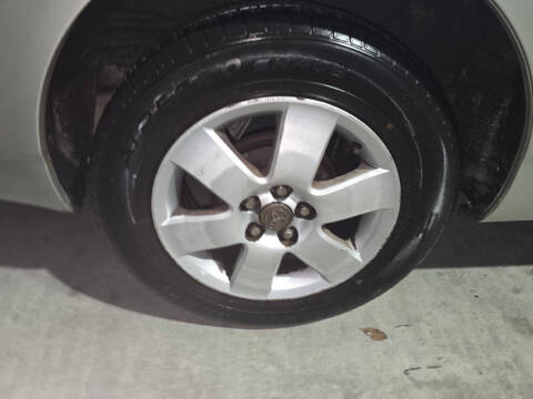 2004 Toyota Corolla LE