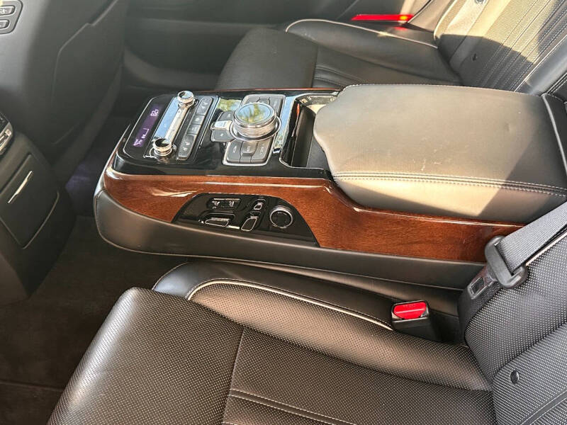 2017 Genesis G90 5.0 Ultimate