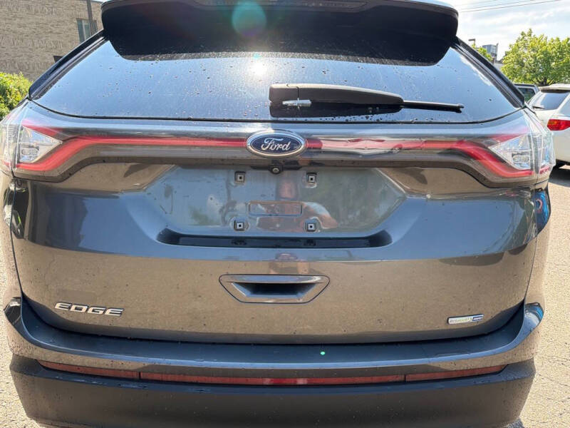 2017 Ford Edge SE