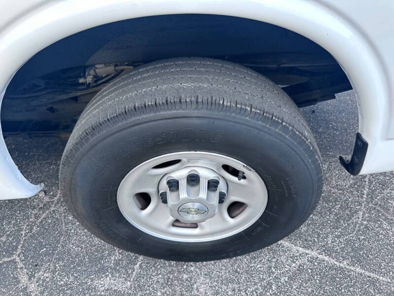 2020 Chevrolet Express 2500