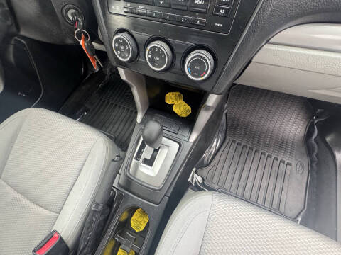 2015 Subaru Forester 2.5i