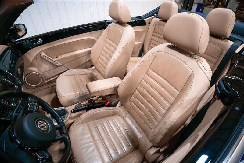 2013 Volkswagen Beetle Convertible