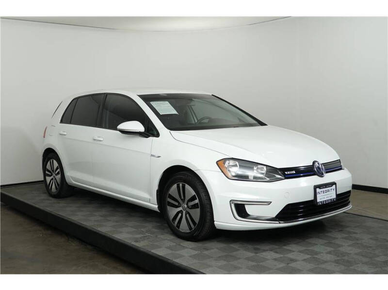 2016 Volkswagen e-Golf SE
