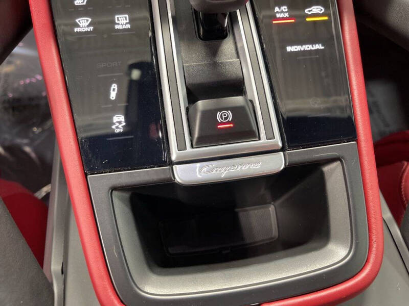 2022 Porsche Cayenne