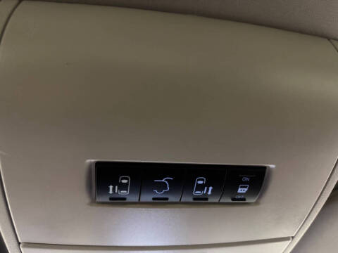 2015 Chrysler Town and Country Touring-L