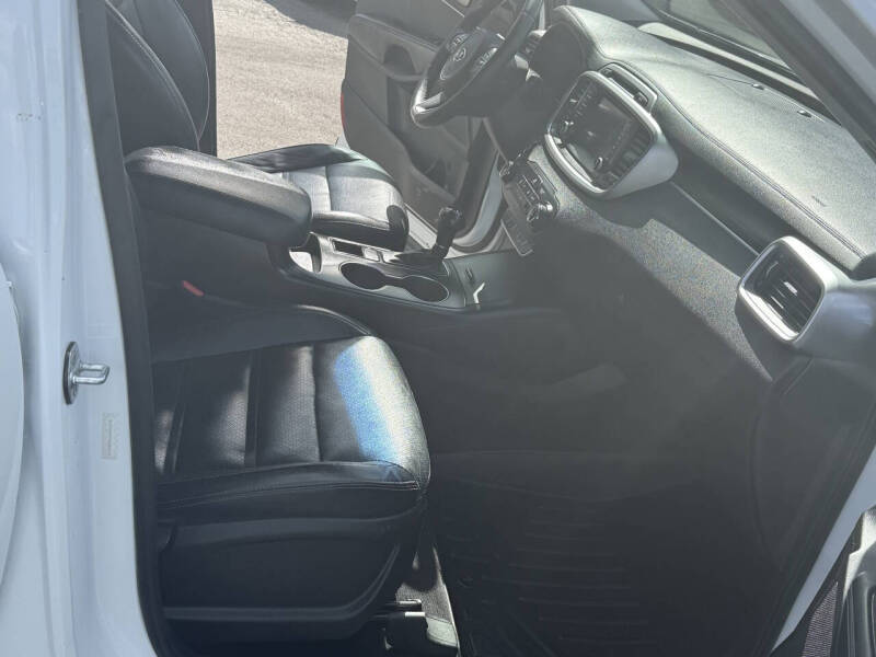 2017 Kia Sorento LX