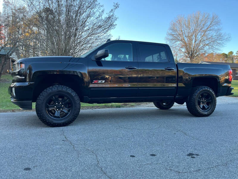 2016 Chevrolet Silverado 1500 LTZ photo 12