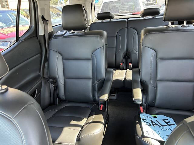 2017 GMC Acadia SLT-1