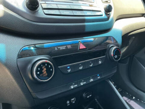 2017 Hyundai Tucson SE