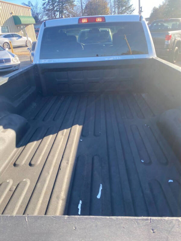 2018 RAM Ram 2500 Pickup Tradesman photo 11