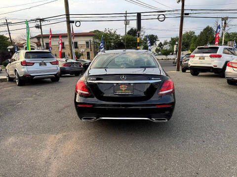 2017 Mercedes-Benz E-Class E 300 4MATIC