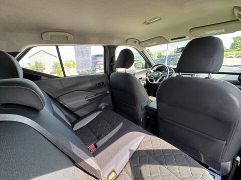 2019 Nissan Kicks S