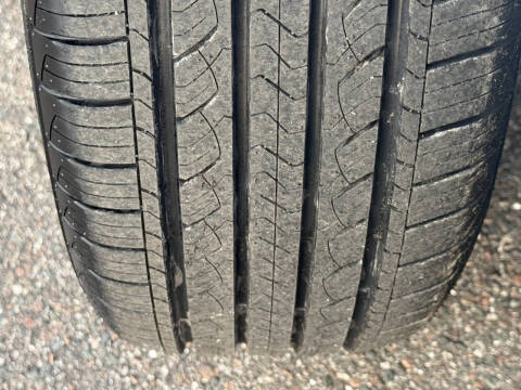 2013 Toyota Prius v Five