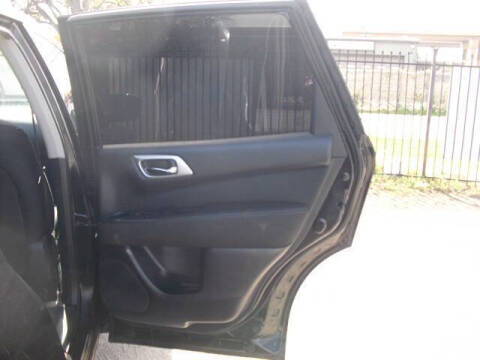 2017 Nissan Pathfinder S