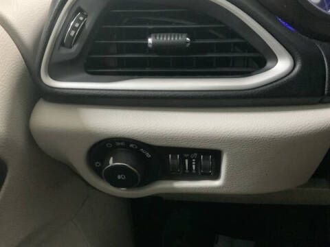 2018 Chrysler Pacifica Touring L