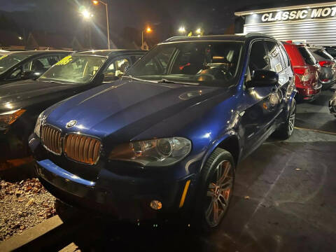 2013 BMW X5 for sale at CLASSIC MOTOR CARS in West Allis WI