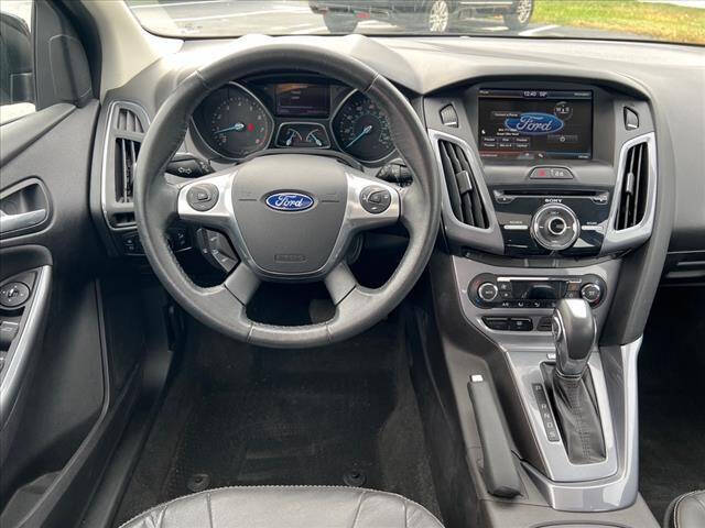 Used 2014 Ford Focus Titanium with VIN 1FADP3N21EL373326 for sale in Wood River, IL