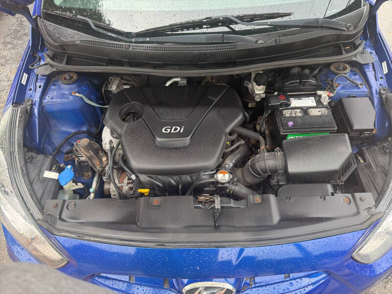 2013 Hyundai Accent SE