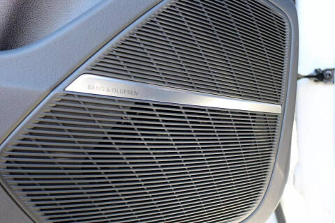 2020 Audi Q8 quattro Premium Plus 55 TFSI