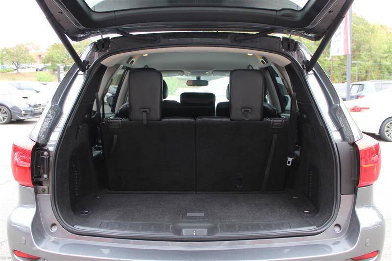 2019 Nissan Pathfinder SL