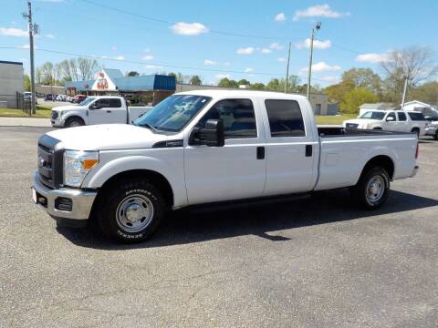 2015 Ford F-250 Super Duty for sale at Young's Motor Company Inc. in Benson NC