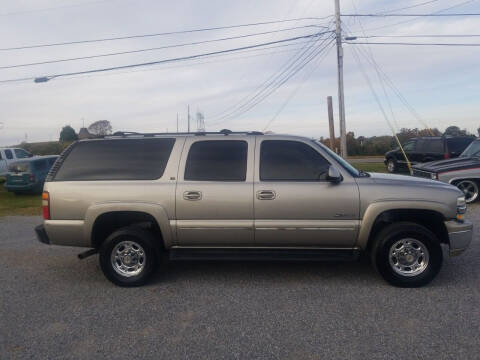 2000 Chevrolet Suburban for sale at CAR-MART AUTO SALES in Maryville TN