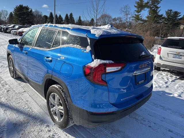 2024 GMC Terrain SLE