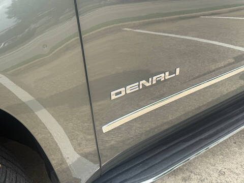 2017 GMC Yukon Denali