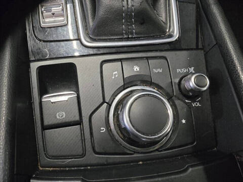 2017 Mazda MAZDA3 Sport