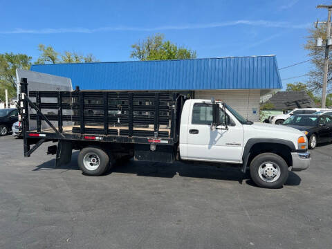 2007 GMC Sierra 3500 CC Classic for sale at GREAT DEALS ON WHEELS in Michigan City IN