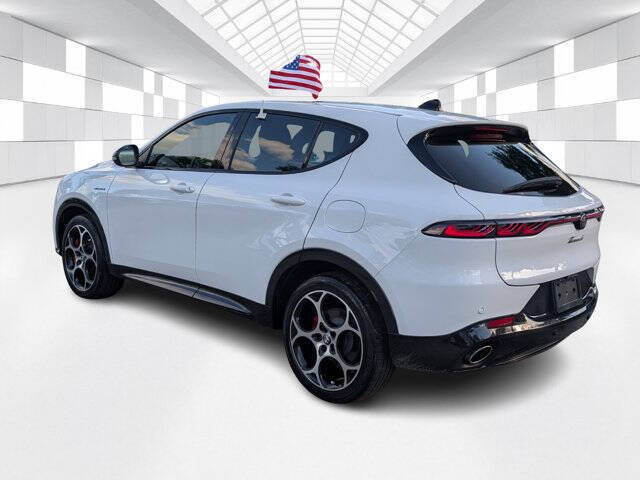 2024 Alfa Romeo Tonale Hybrid Veloce