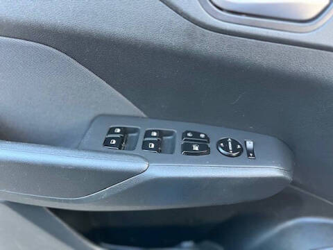 2019 Hyundai Accent SE