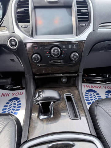 2013 Chrysler 300 C