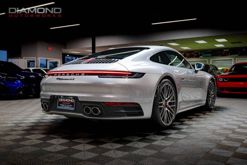 2023 Porsche 911 Carrera 4S