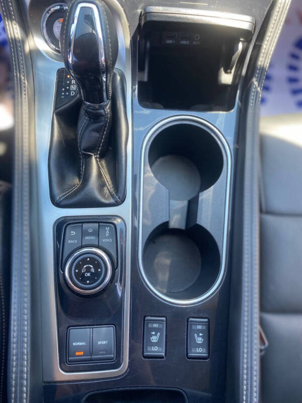 2017 Nissan Maxima